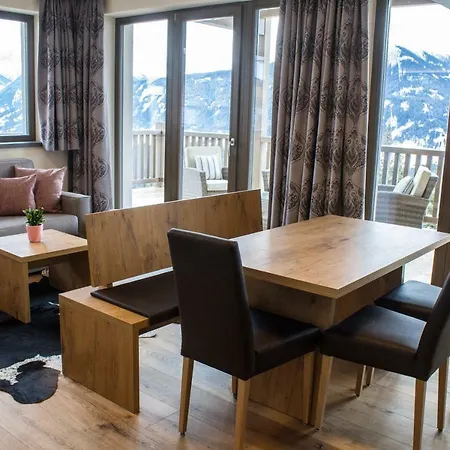 Panorama Apart Weisses Roessl 3* Райт-бай-Зеефельд