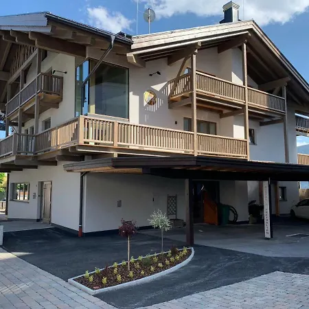 Bed & Breakfast Panorama Apart Weisses Roessl 3*