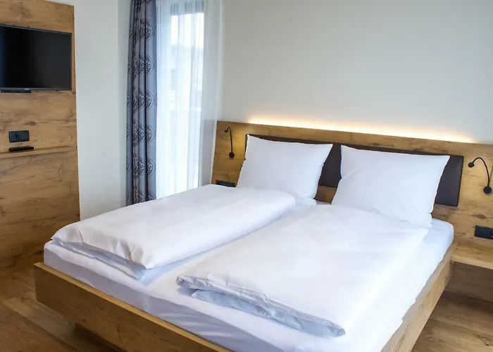 ベッド・アンド・ブレックファスト Panorama Weisses Roessl ライト・バイ・ゼーフェルト