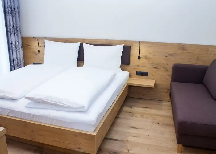 Panorama Weisses Roessl ベッド・アンド・ブレックファスト