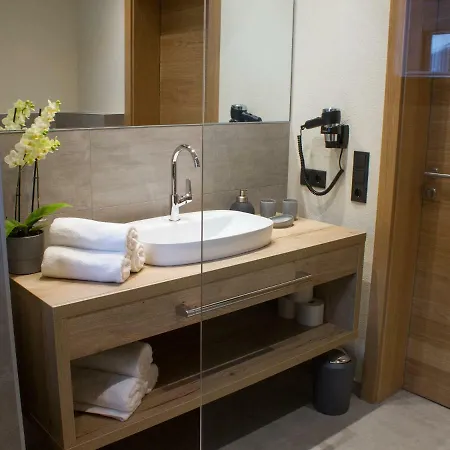 Bed & Breakfast Panorama Apart Weisses Roessl 3*