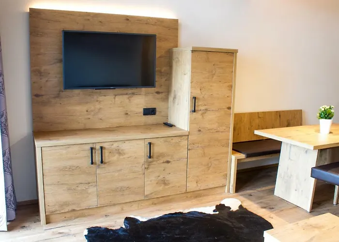 Bed and breakfast Panorama Weisses Roessl 3*